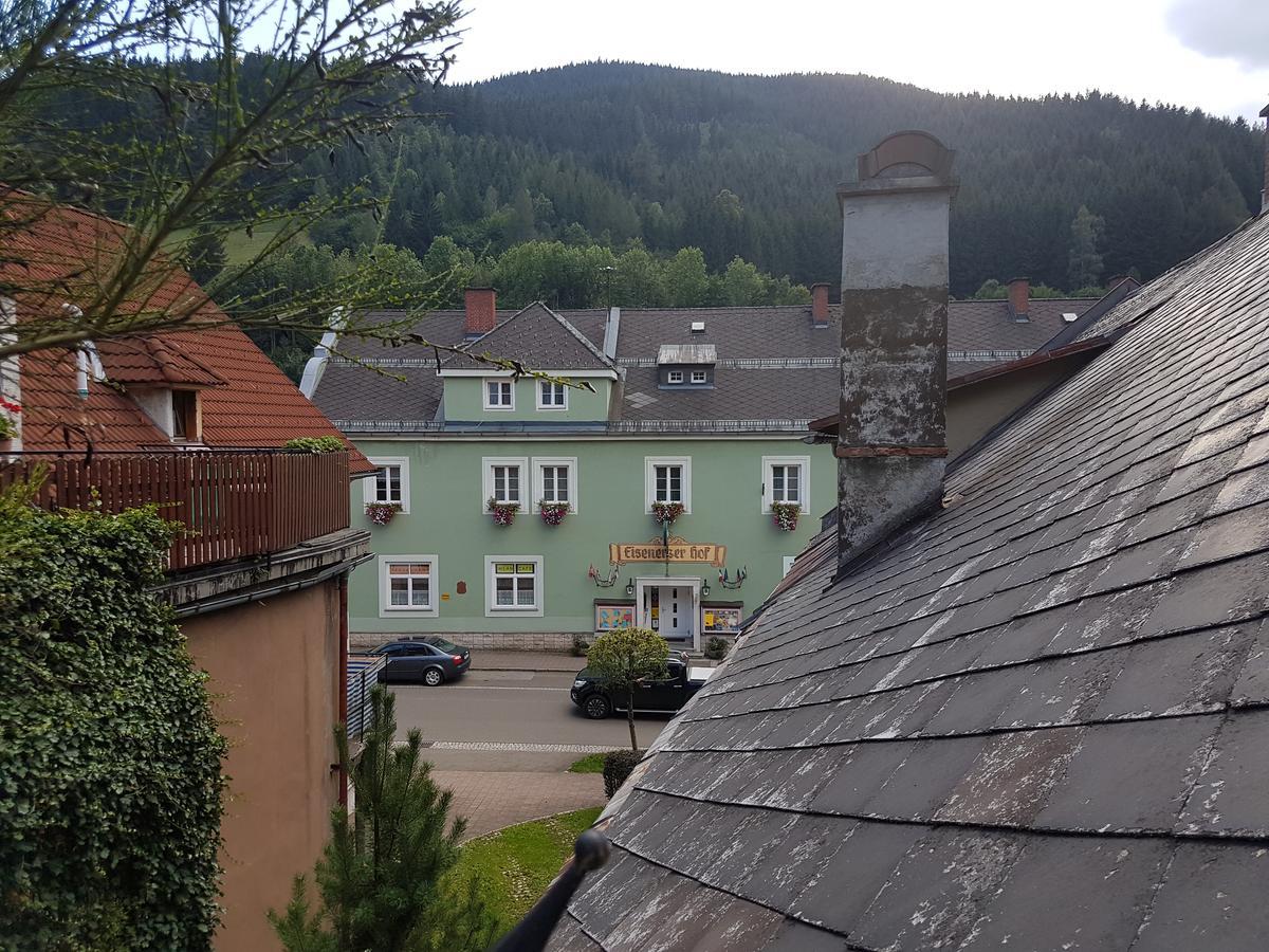 Eisenerzer Hof Hotel Exterior photo
